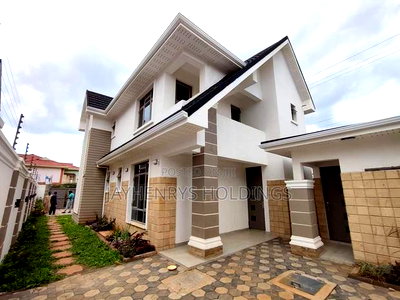 4bdrm Maisonette in Membley Estate for sale - Image 3