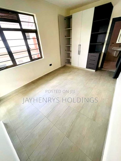 4bdrm Maisonette in Membley Estate for sale - Image 16