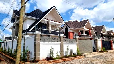 4bdrm Maisonette in Membley Estate for sale - Image 1