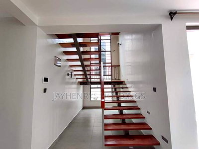 4bdrm Maisonette in Membley Estate for sale - Image 13