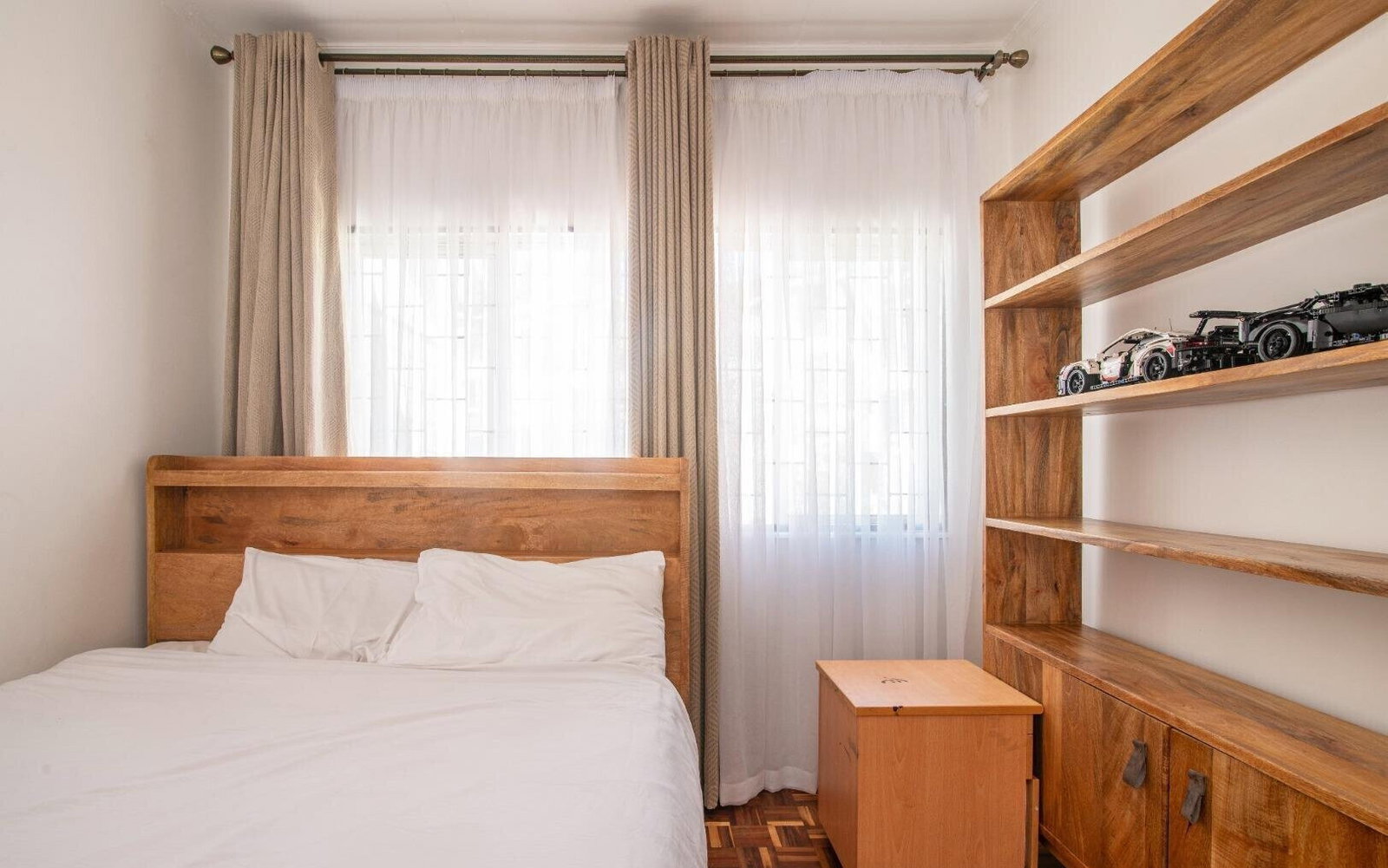 4 En-Suite Bedrooms with Private Backyard - Kilimani