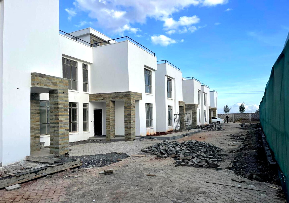 Modern 4BR Townhouse in Gated Community - Katani Road, Syokimau