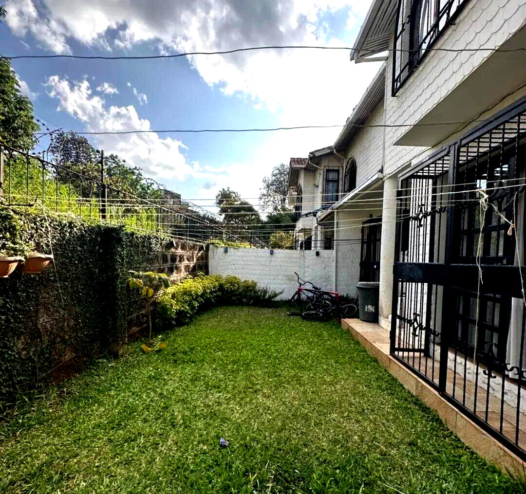 Newly Refurbished 4BR Maisonette with DSQ & Study - Kileleshwa