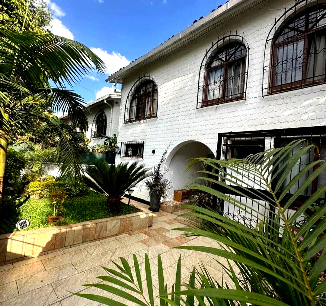 Newly Refurbished 4BR Maisonette with DSQ & Study - Kileleshwa