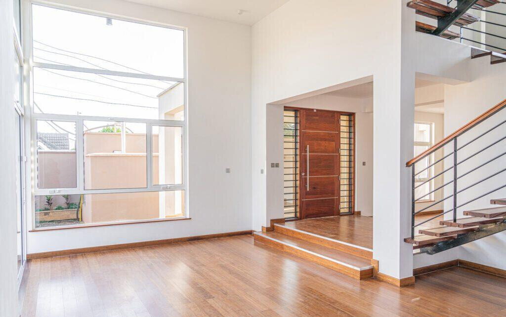 4BR All-Ensuite Townhouse with Pool & DSQ - Lavington