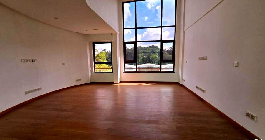 5BR Villa with Jacuzzi & Private Gym - Lower Kabete