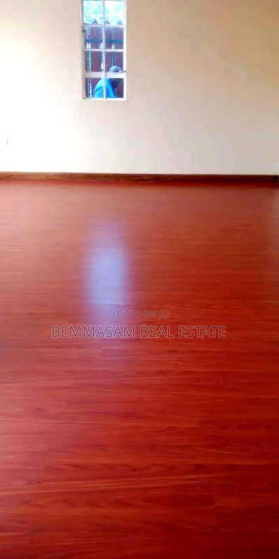 4bdrm Townhouse/Terrace in Muchatha for sale - Image 7