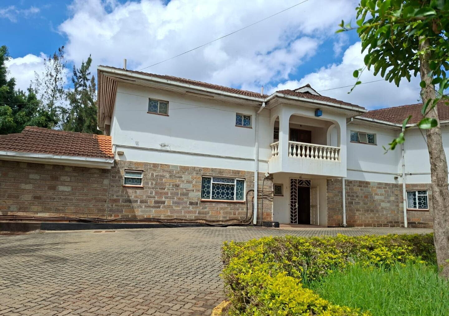 Half-Acre Diplomatic Zone Office with 8 Rooms - Gigiri