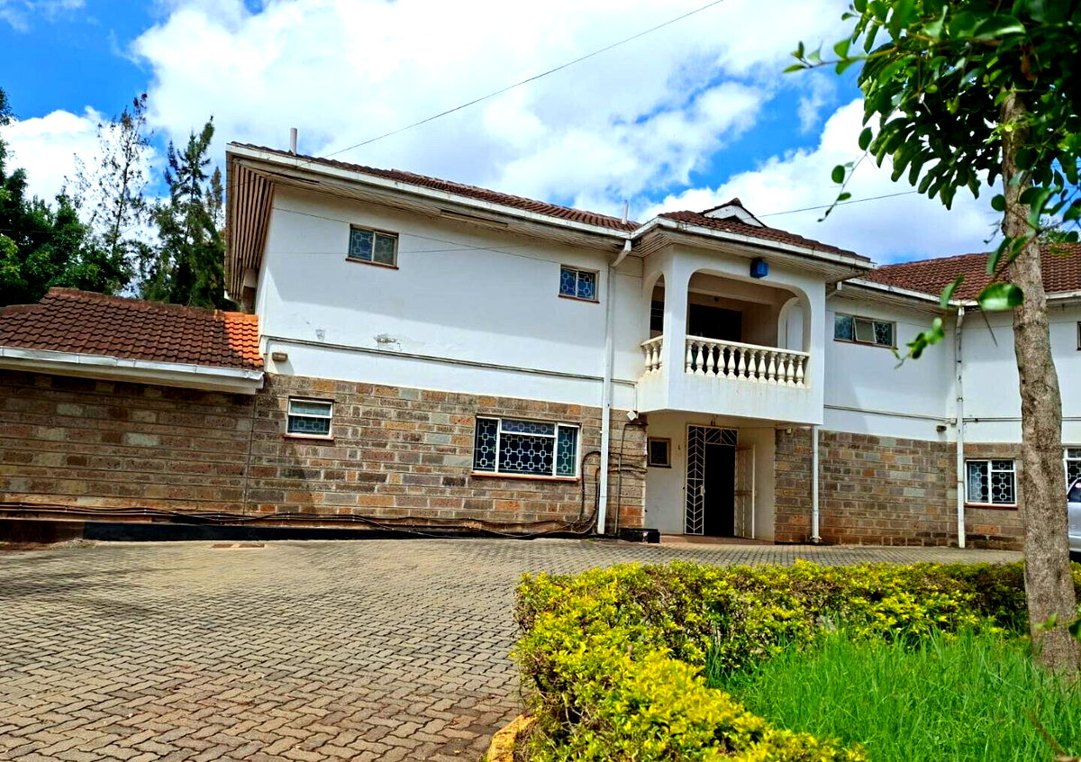 Half-Acre Diplomatic Zone Office with 8 Rooms - Gigiri