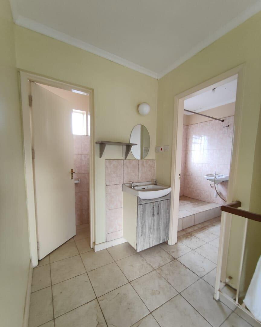 3BR Townhouse with DSQ & Gated Community – Langata