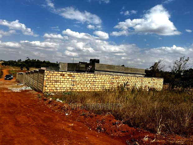 Lusigetti Plot for Sale 50 by 100 Fts
