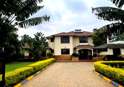 50x100 Garden Home with Parking