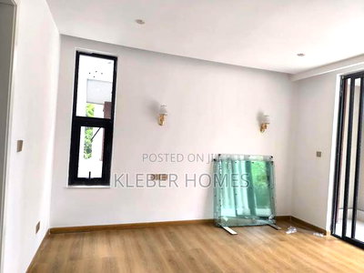 5bdrm Villa in Lavington for sale - Image 9