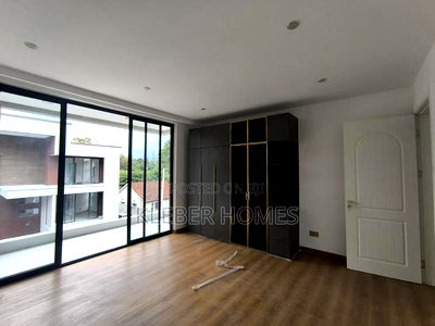 5bdrm Villa in Lavington for sale - Image 15