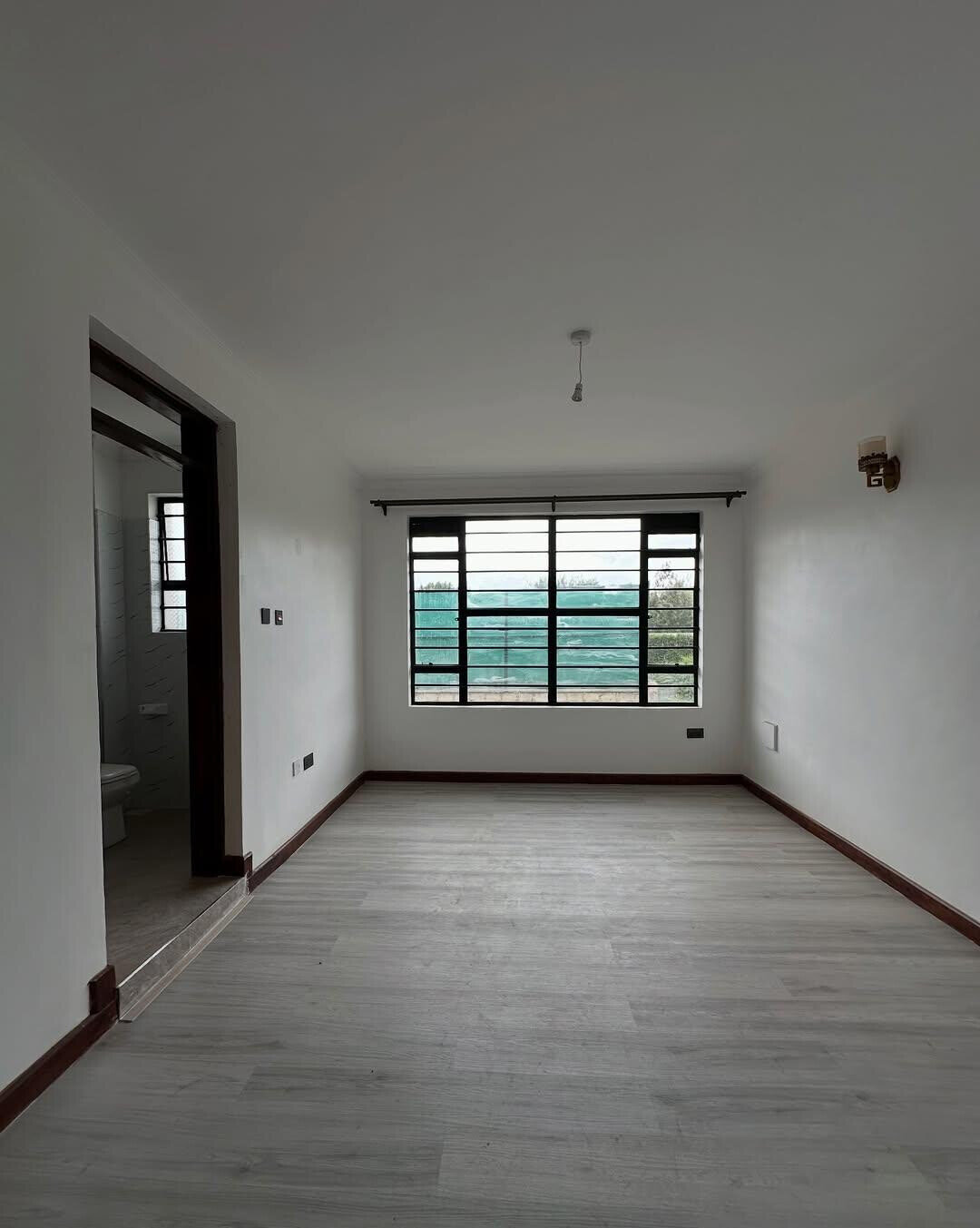 4BR Townhouse with Rooftop Terrace & Ample Parking - Ngong