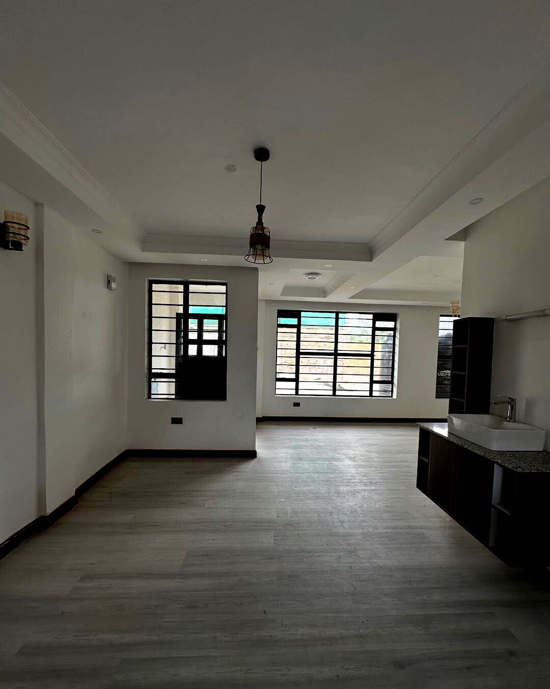 4BR Townhouse with Rooftop Terrace & Ample Parking - Ngong