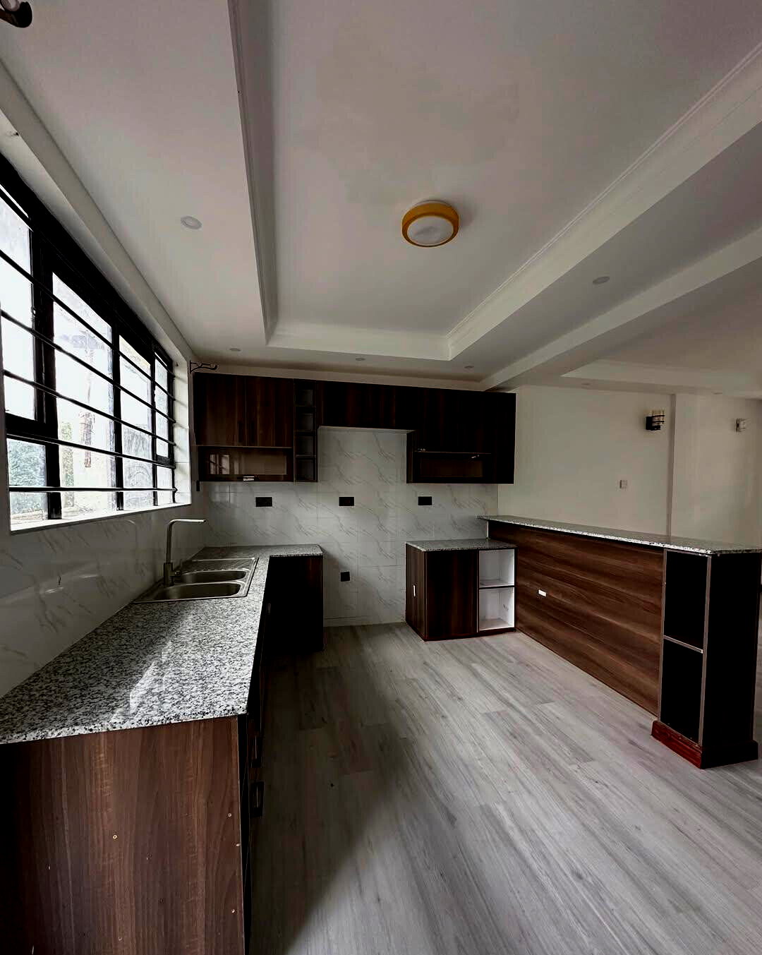 4BR Townhouse with Rooftop Terrace & Ample Parking - Ngong