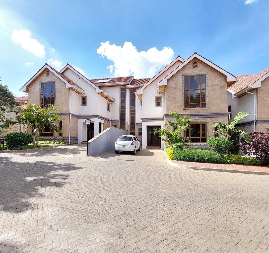 5-Ensuite Townhouse with Attic & Mahogany Floors - Lavington