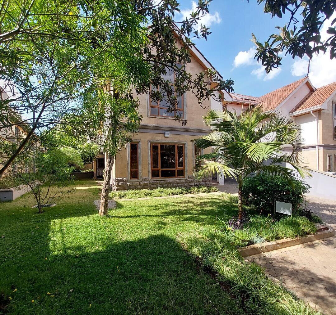 5-Ensuite Townhouse with Attic & Mahogany Floors - Lavington