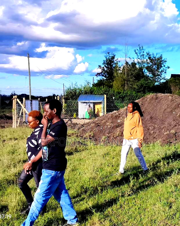 Kisaju Ready Title 50 X100 Plots at