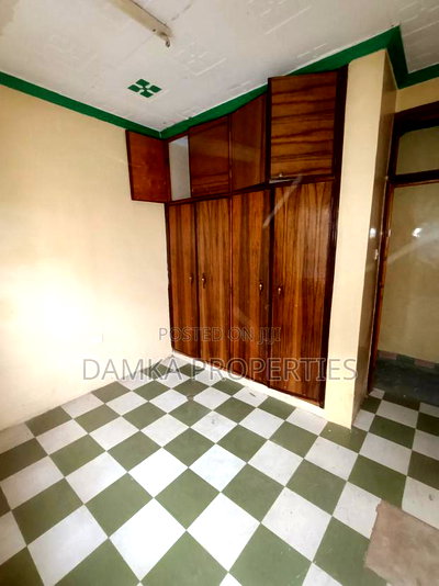 4bdrm Maisonette in Kiamunyi, Nakuru Town East for rent - Image 10