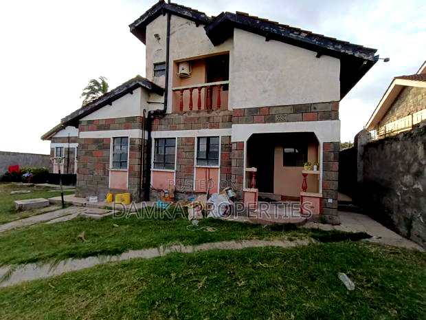 4bdrm Maisonette in Kiamunyi, Nakuru Town East for rent