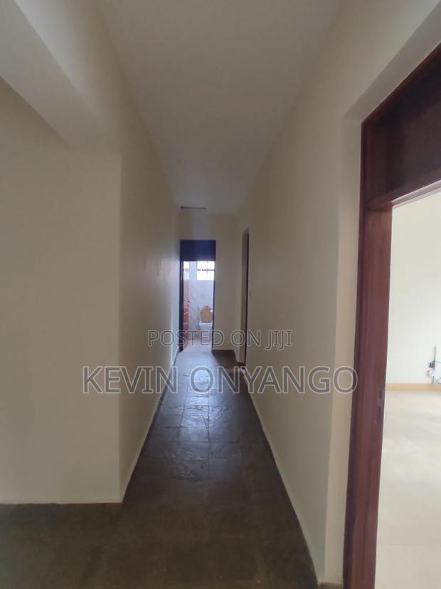 4bdrm Bungalow in Karen for rent