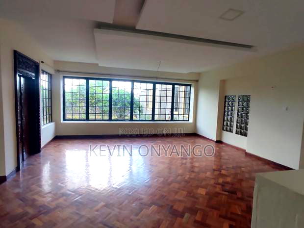 4bdrm Bungalow in Karen for rent