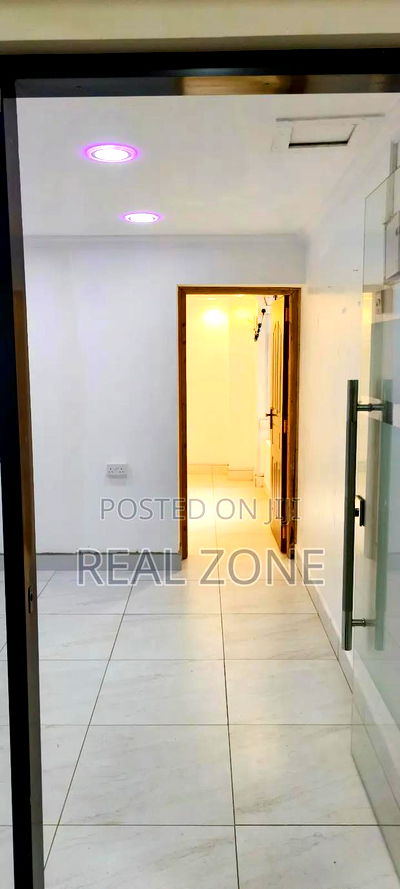 Vacant Westlands Shop to Let - Image 2