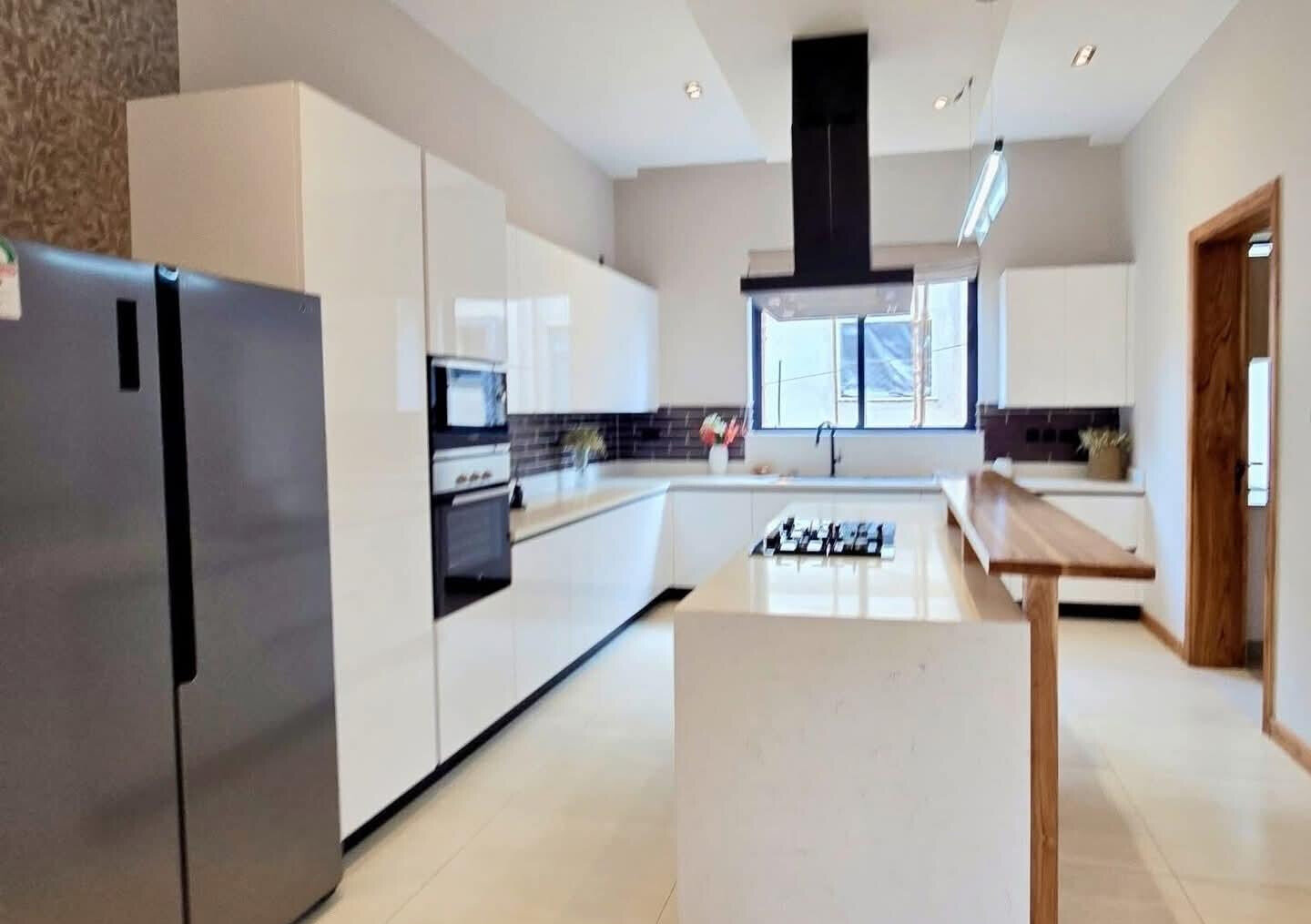 4-Ensuite Villa with Italian Kitchen & Clubhouse Access - Loresho