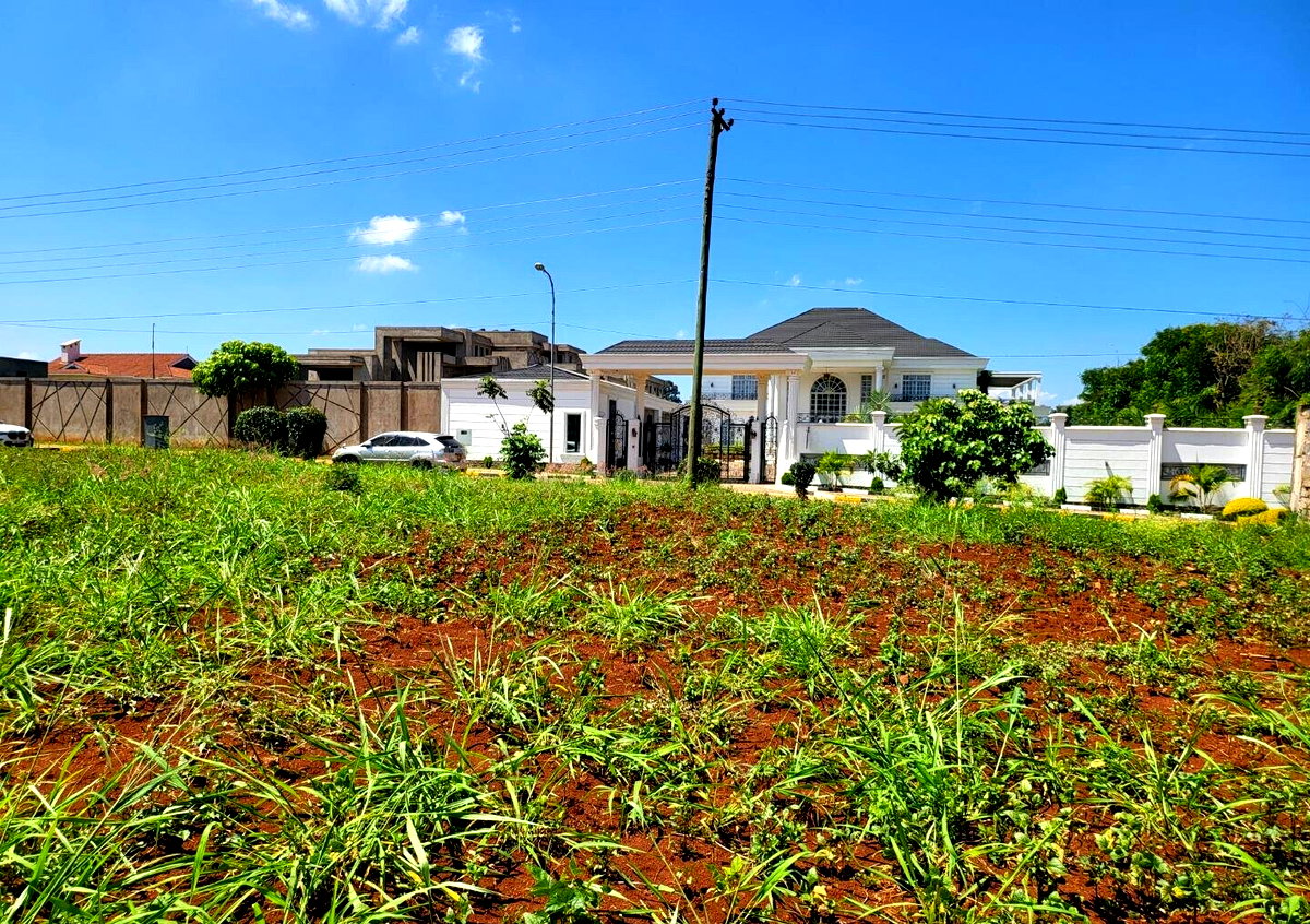 Half Acre Runda Plot at KSh 70M