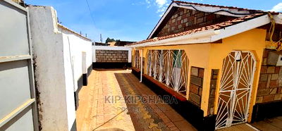 5bdrm Bungalow in Kapsoya for Sale - Image 12
