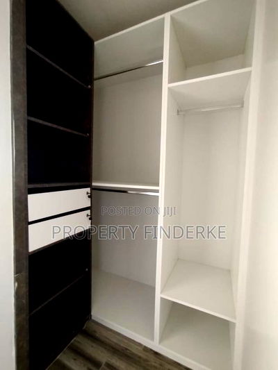 4bdrm Townhouse/Terrace in Katani for sale - Image 4