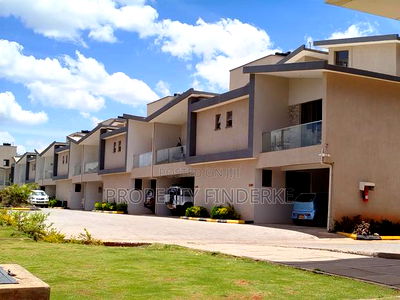 4bdrm Townhouse/Terrace in Katani for sale - Image 1