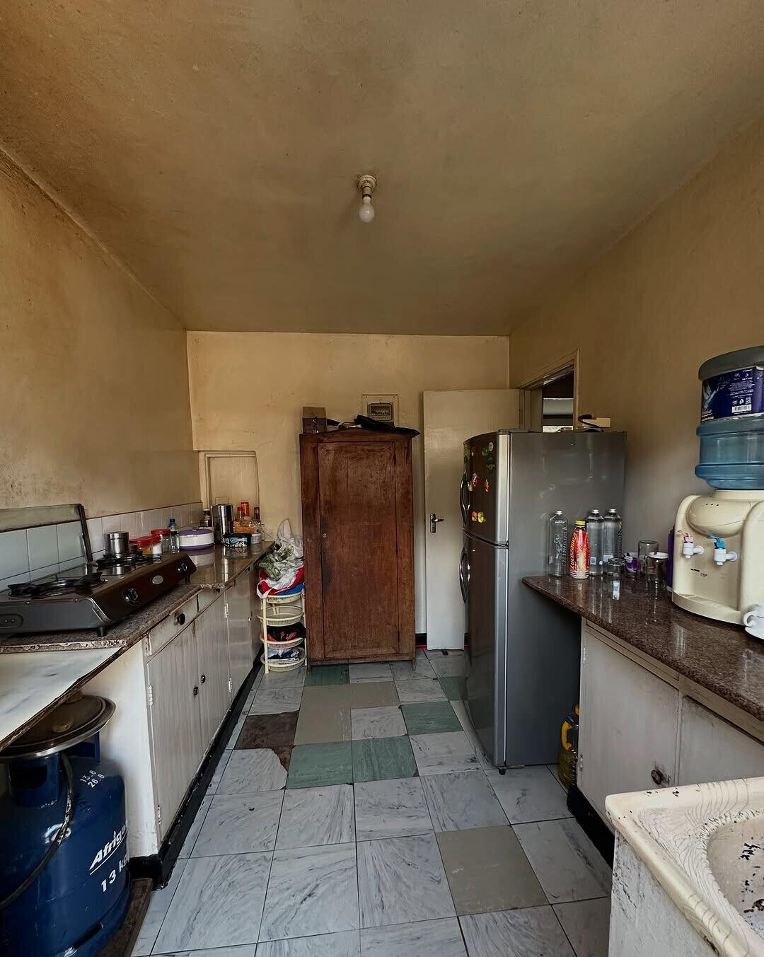 4BR Townhouse with DSQ & Front Garden - South C Fixer-Upper
