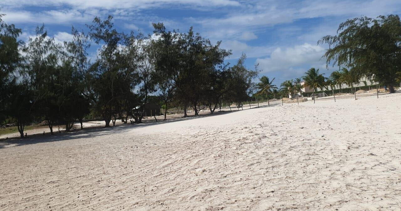 10-Acre Beachfront Land at KSh 25M