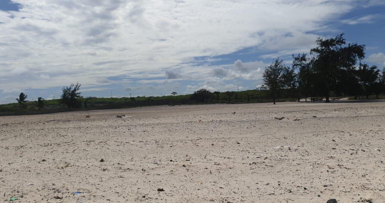 10-Acre Beachfront Land at KSh 25M