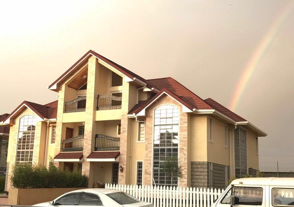 Executive 5BR Townhouse with Pool & Gym - Kitengela