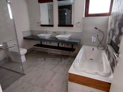 4bdrm Townhouse/Terrace in Langata for sale - Image 13