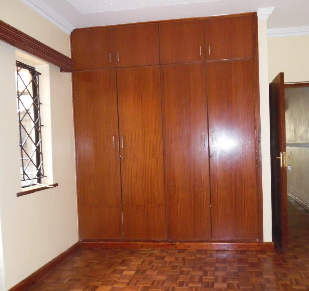 4-Bed Townhouse with Family Room & Gym - Lavington Near Kianda