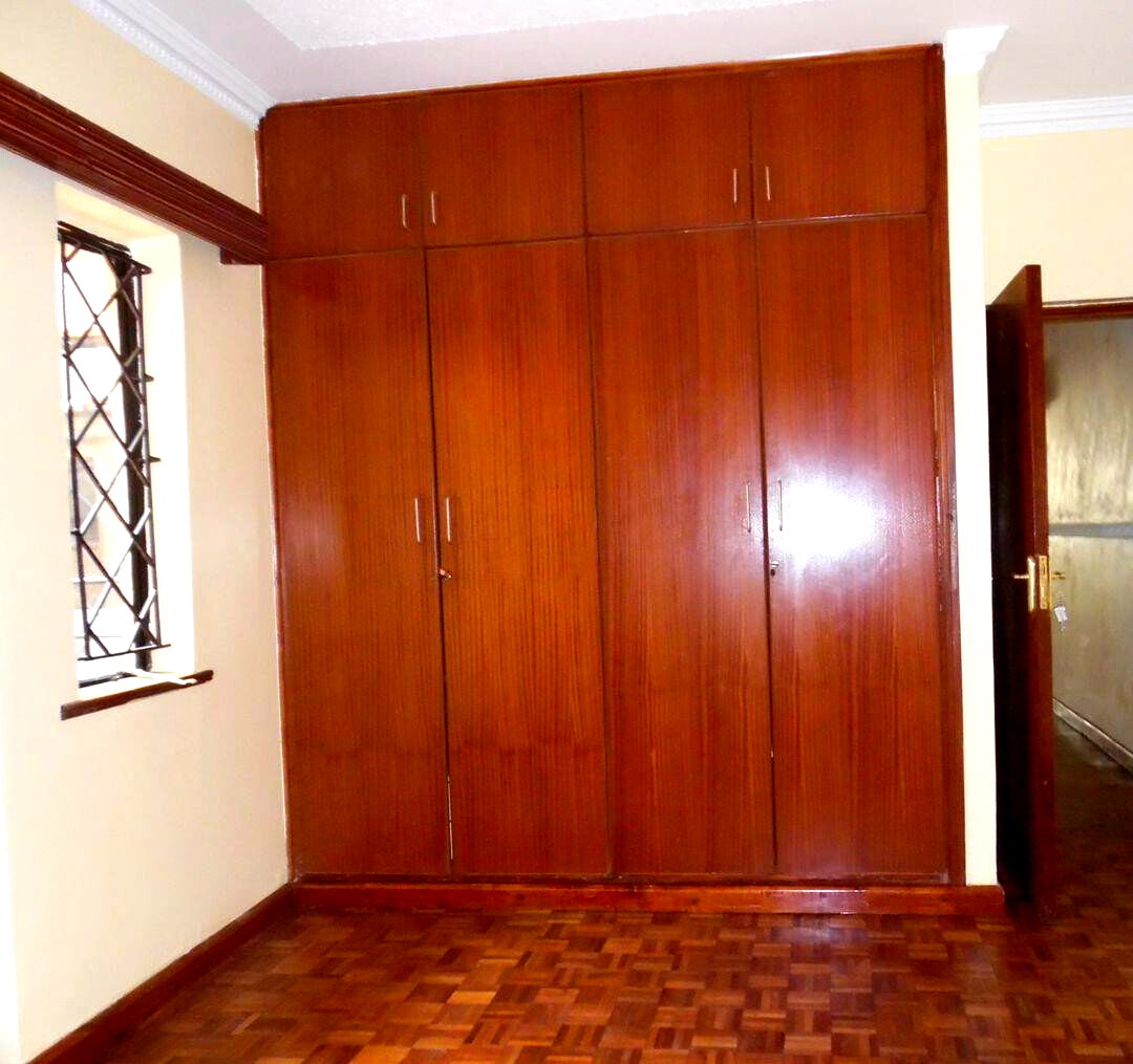 4-Bed Townhouse with Family Room & Gym - Lavington Near Kianda