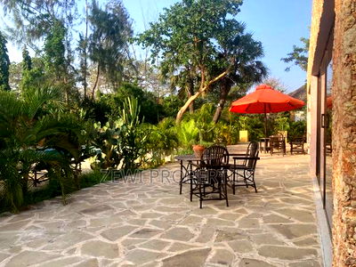 Furnished 5bdrm Villa in Diani for sale - Image 11