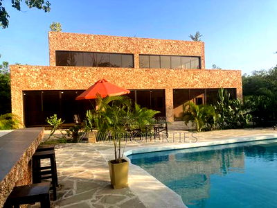 Furnished 5bdrm Villa in Diani for sale - Image 9