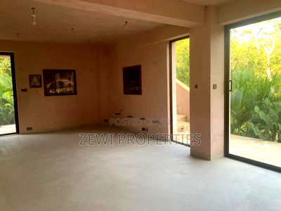 Furnished 5bdrm Villa in Diani for sale - Image 4