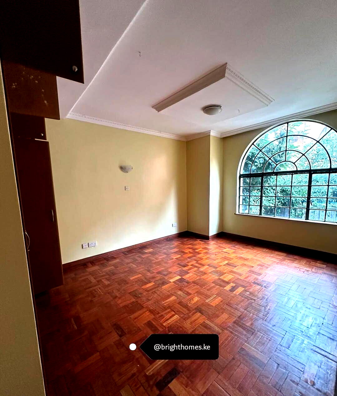5 En-Suite Bedrooms with DSQ in Gated 12-Unit Court - Kilimani