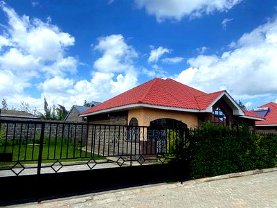 3bdrm Bungalow in Kamulu for rent - Image 2