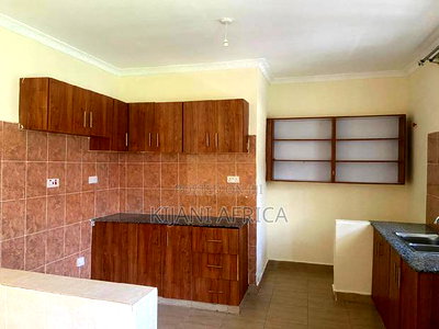3bdrm Bungalow in Kamulu for rent - Image 10