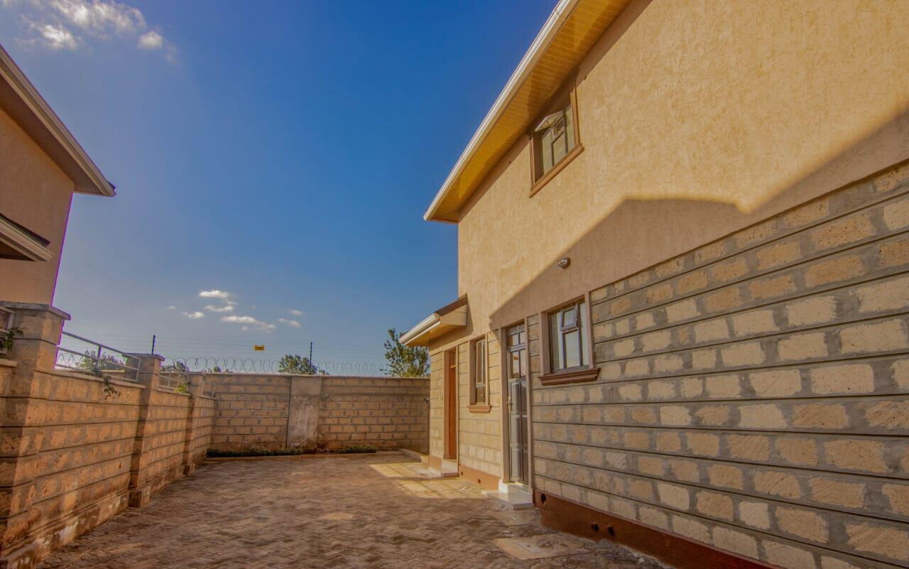 Garden Home with 4BR at KSh 120K