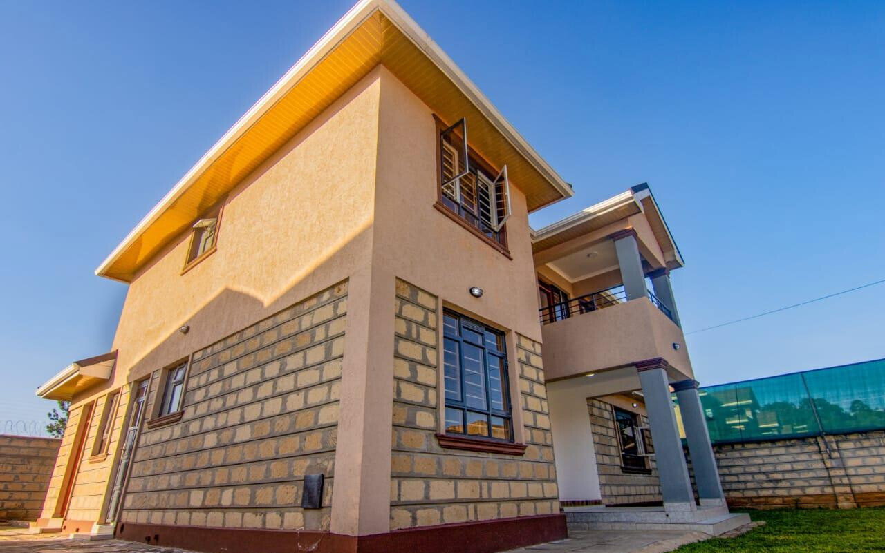 Garden Home with 4BR at KSh 120K