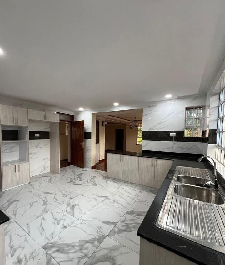 5-Ensuite Townhouse with DSQ in 3-Unit Compound - Lavington